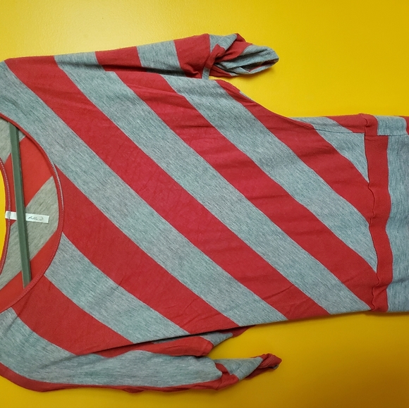 Dressy shirt - Picture 1 of 2